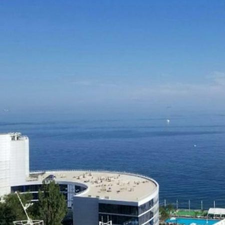Апартаменты В 50 Метрах От Моря Odessa Esterno foto